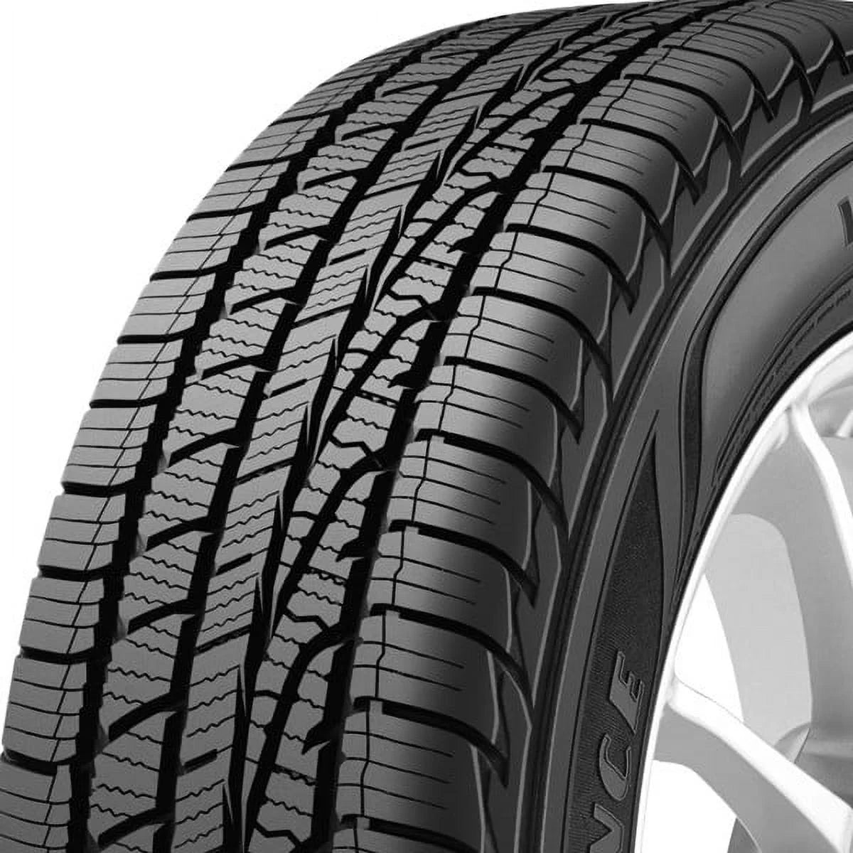 255/55R18 109V All-Season Tire L700587