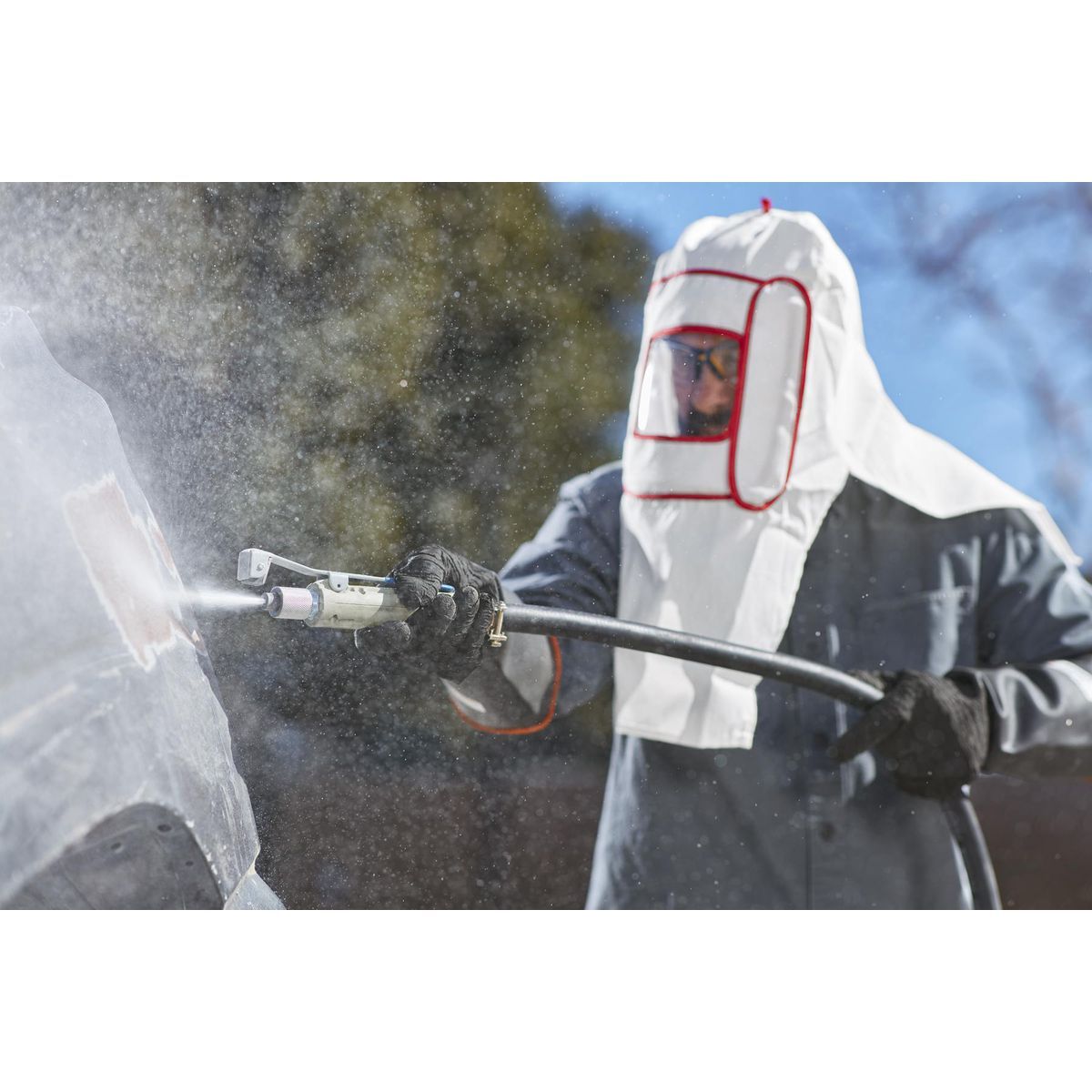 110 lb. Pressurized Abrasive Blaster C9180