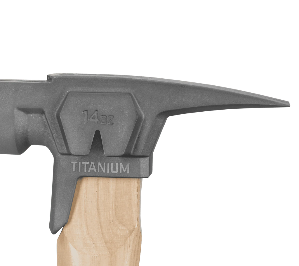 14oz Titanium Hammer V8456