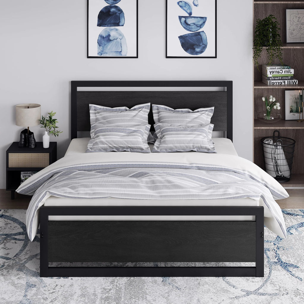 Queen Size Metal Platform Bed Frame with Wooden Headboard & Footboard U7603