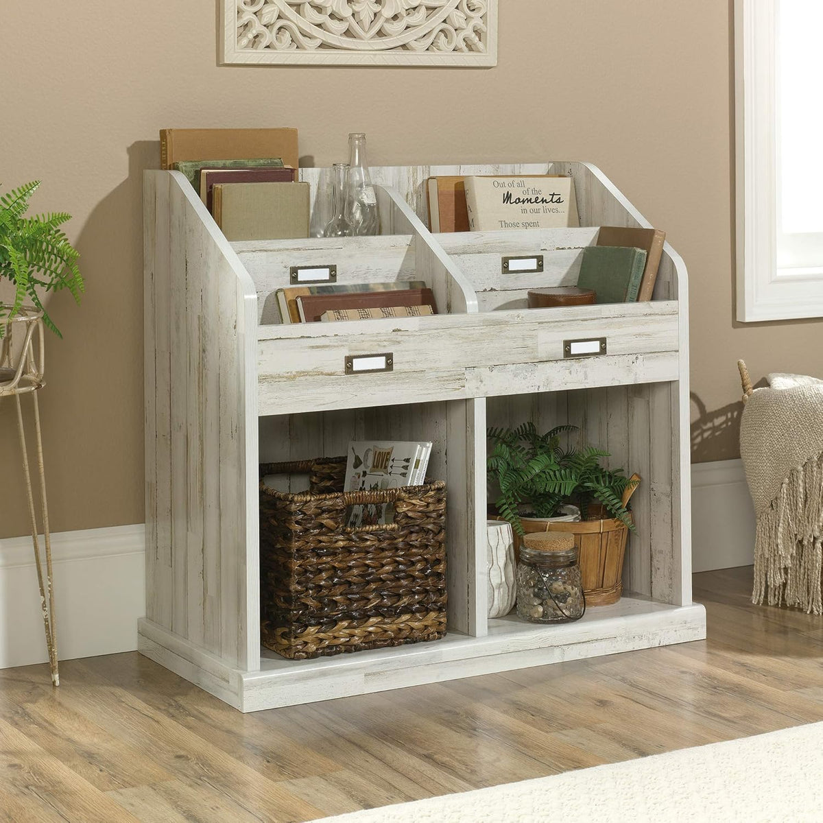 White Bookcase T13671