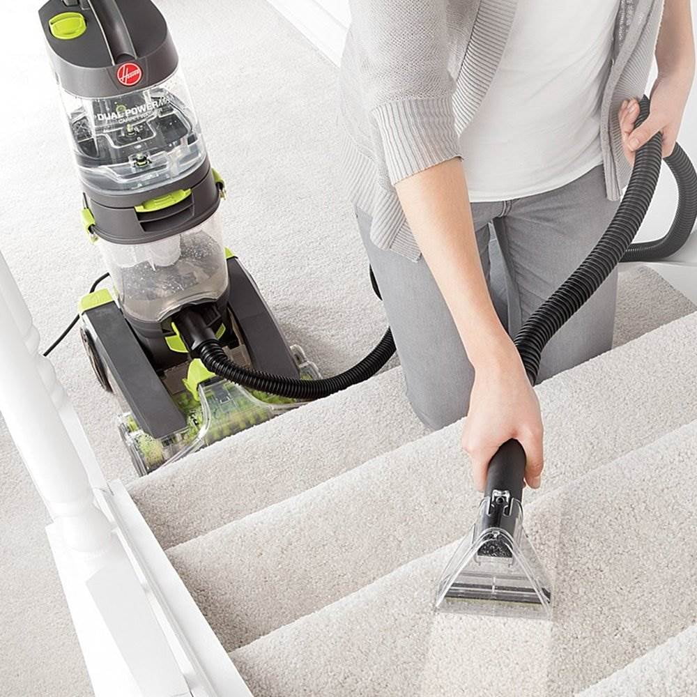 Lightweight Dual Tank Carpet and Fabric Surface Cleaner Q870
