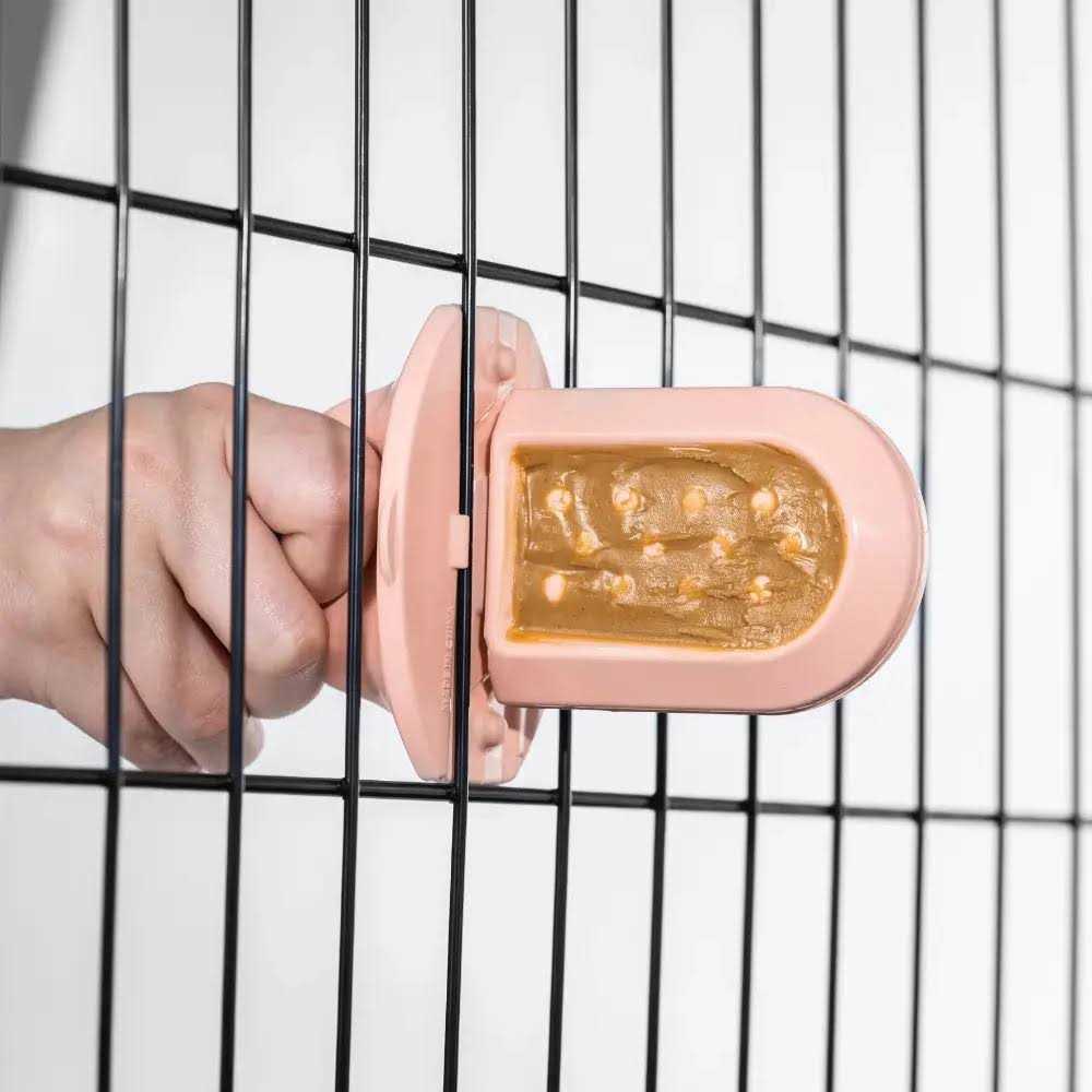 Dog Crate Training Aid M429