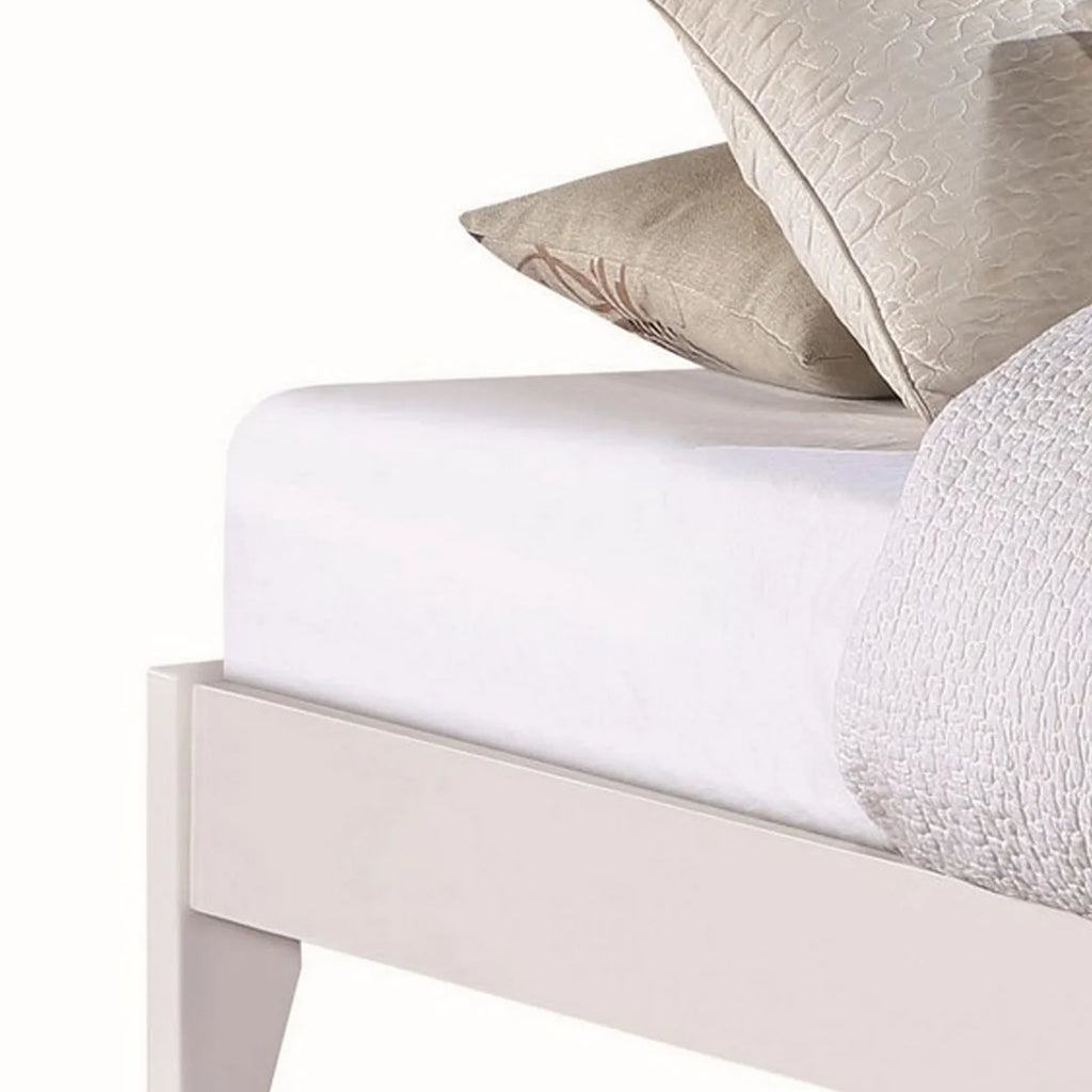 Queen Size Platform Bed with Panel Sides F380286