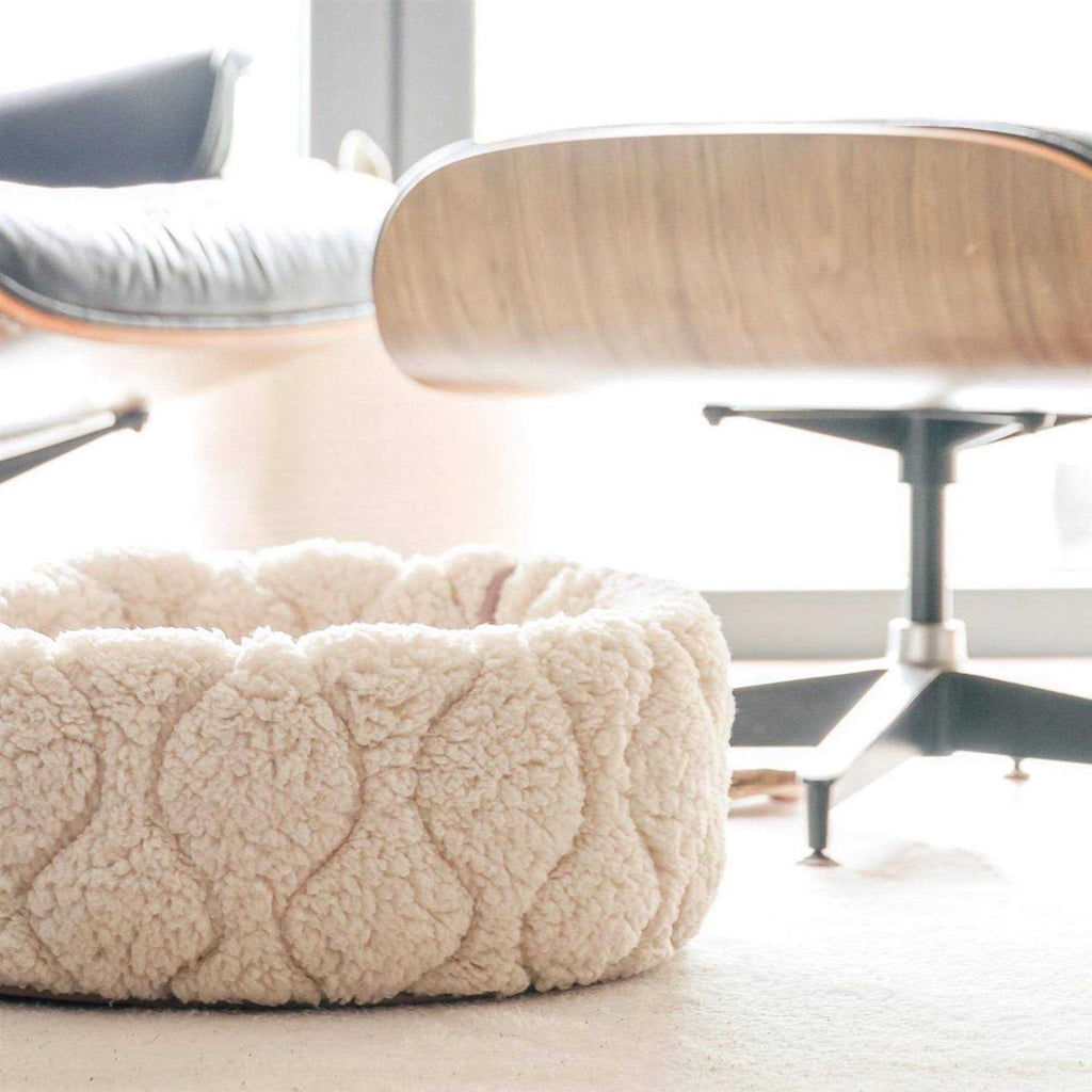 Reversible Donut Pet Bed V8651