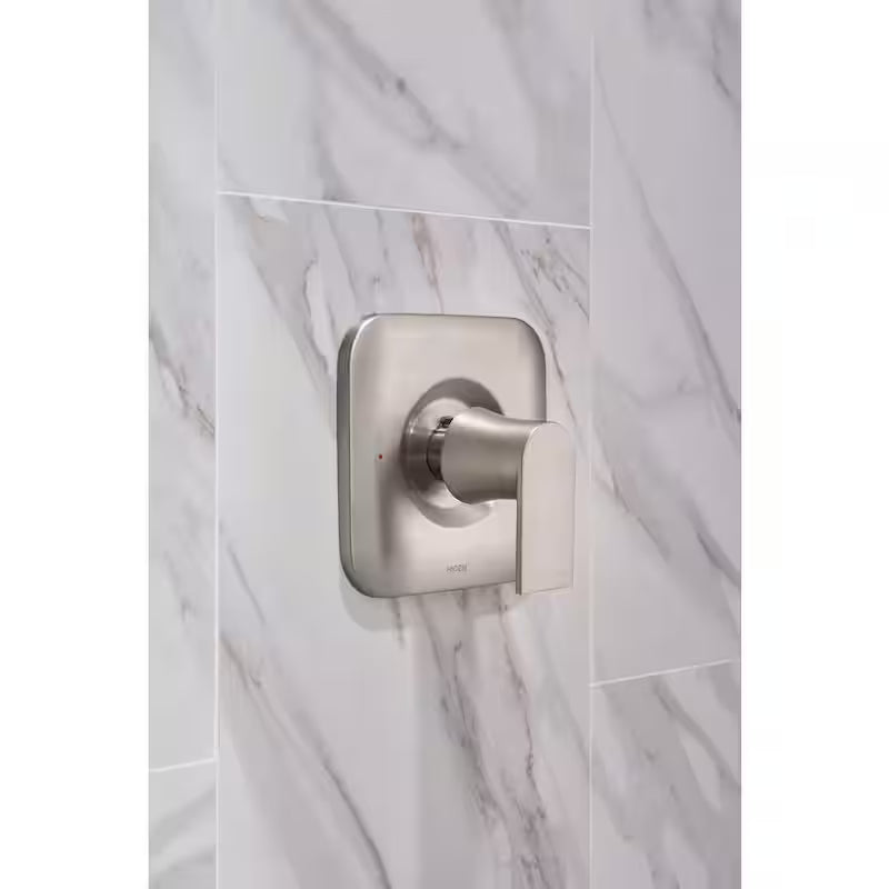 Single-Handle 1-Spray Tub and Shower Faucet Brushed Nickel B7714