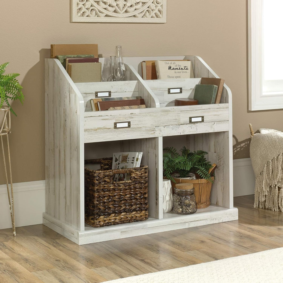 White Bookcase T13671