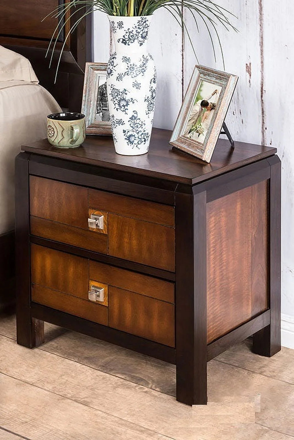 Solid Wood 2-Drawer Nightstand K228022