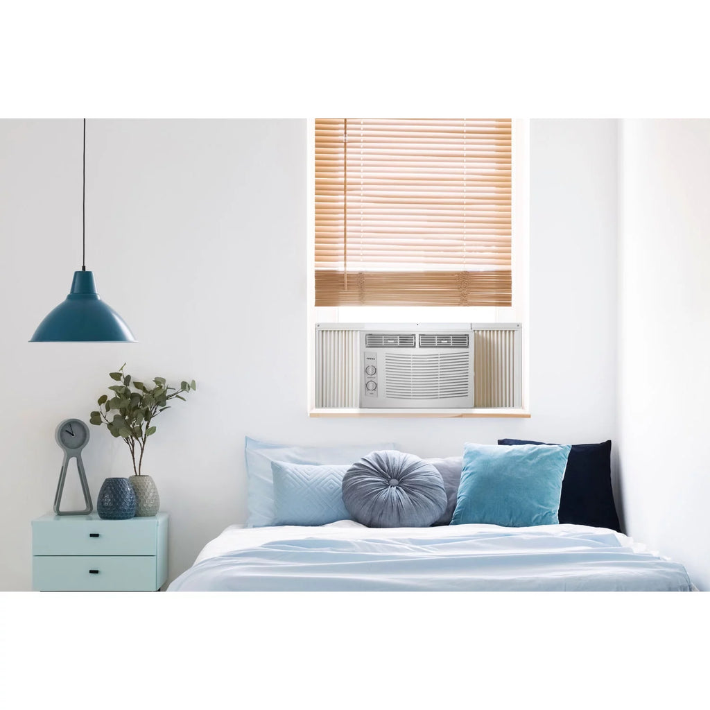5,000 BTU 115-Volt White Window Air Conditioner N9137