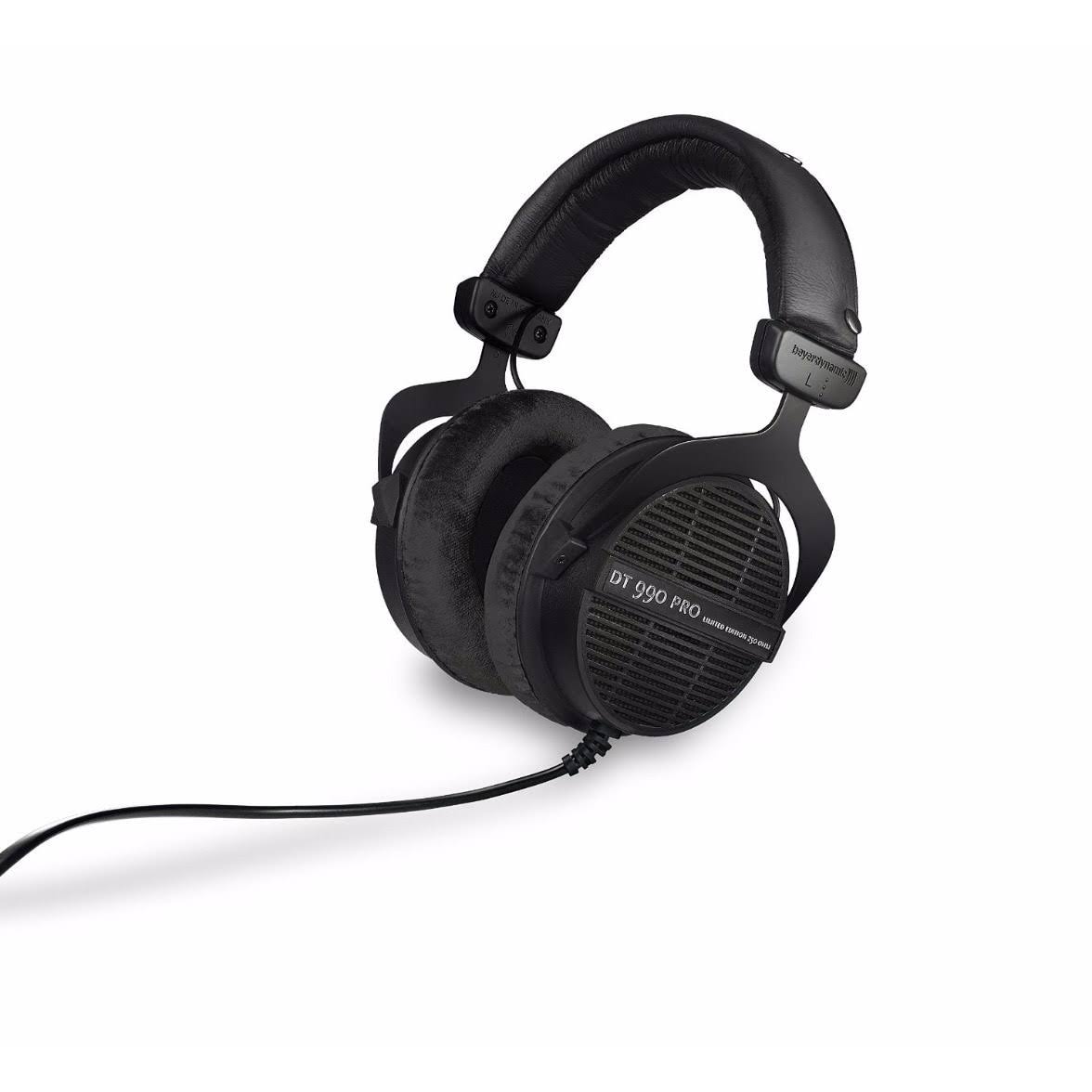 Black Headphones P738548