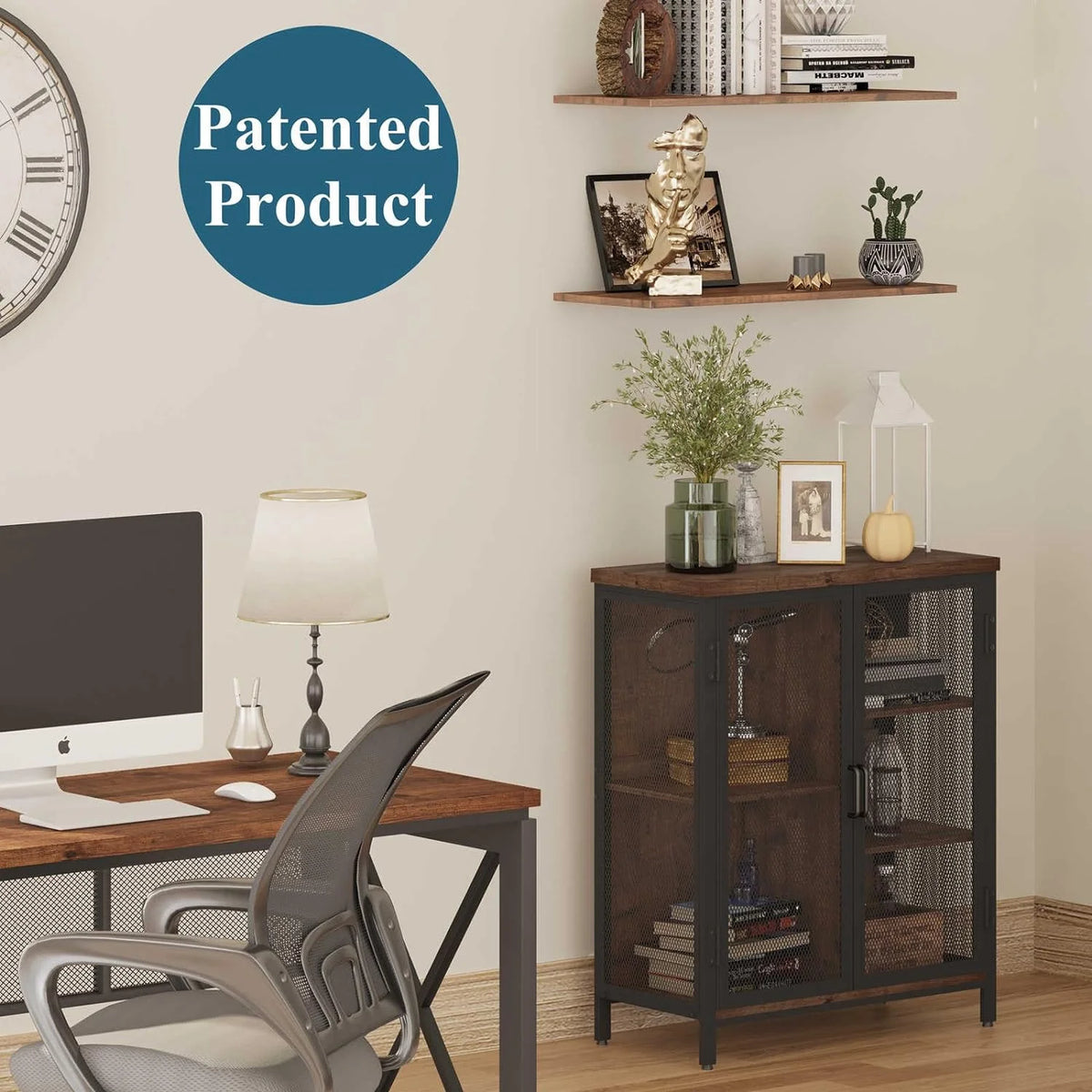 Small Oak Accent Cabinet with Storage Q10718